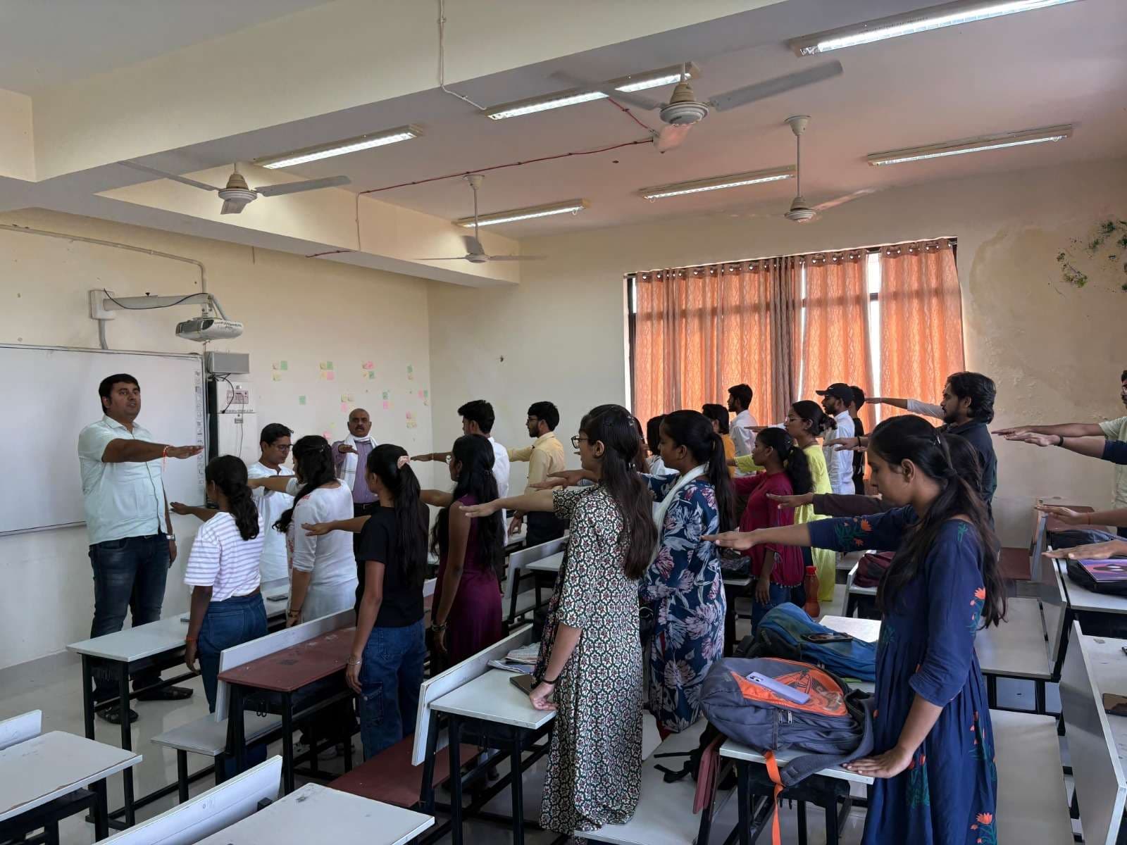 वरिष्ठ नागरिकों के अधिकारों व सम्मान की रक्षा हमारा दायित्व : वीसी