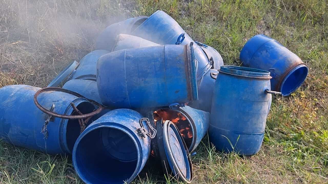 hajipur news. पुलिस ने 60 लीटर कच्चा जावा किया नष्ट