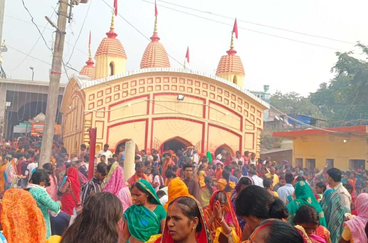 तीन सौ सालों से हो रही पाथरोल में मां काली की पूजा