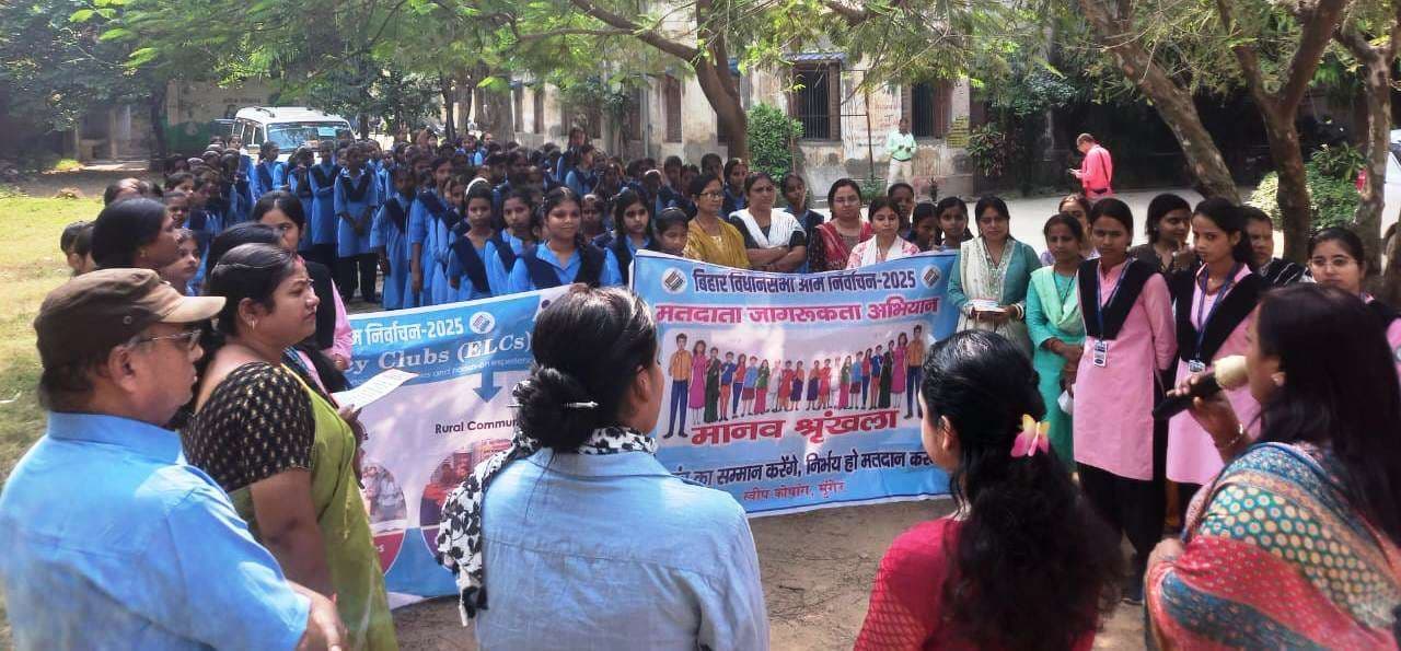 रैली, रंगोली व पौधारोपण के माध्यम से मतदाताओं को किया जा रहा जागरूक