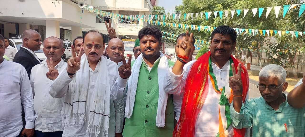 नामांकन के अंतिम दिन लखीसराय से चार व सूर्यगढ़ा के लिए छह प्रत्याशियों ने भरे पर्चे