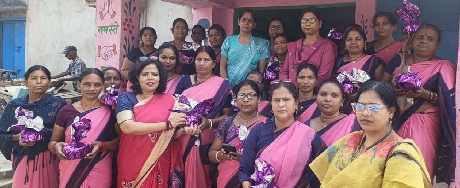 Bokaro news : महिलाएं अपने स्वास्थ्य के प्रति रहें सजग : जया