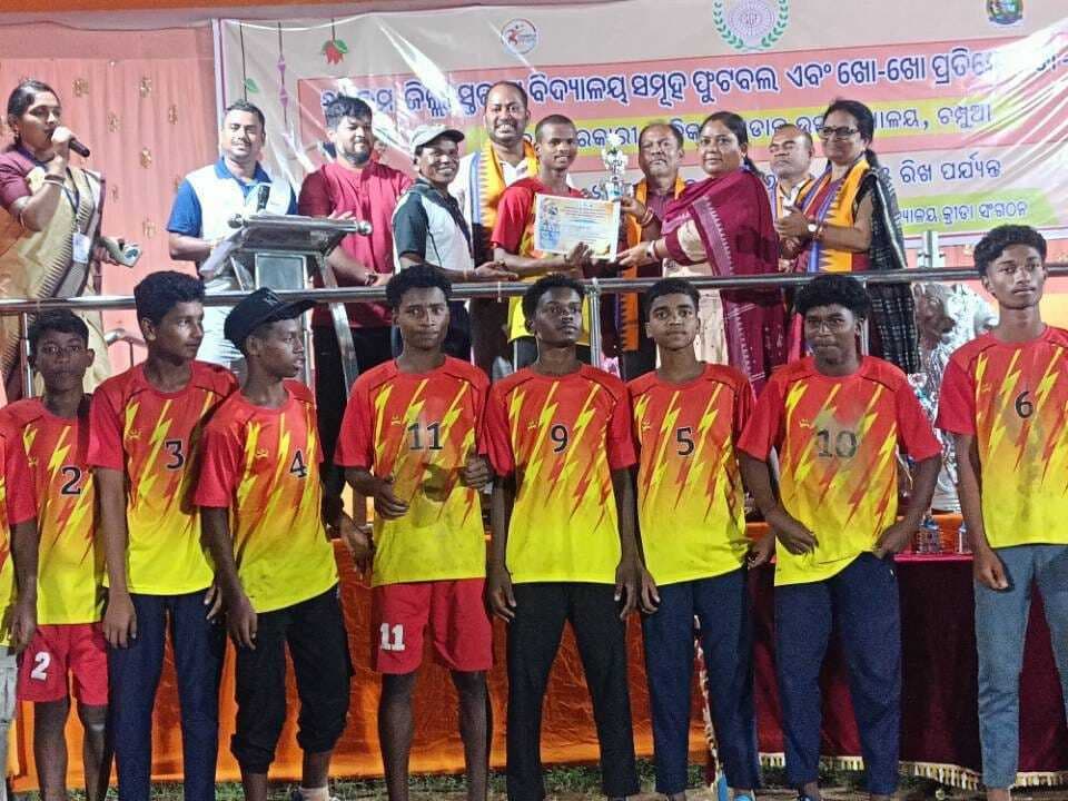 Chaibasa News : बालक में तेलकोई व बालिका में जोड़ा अव्वल