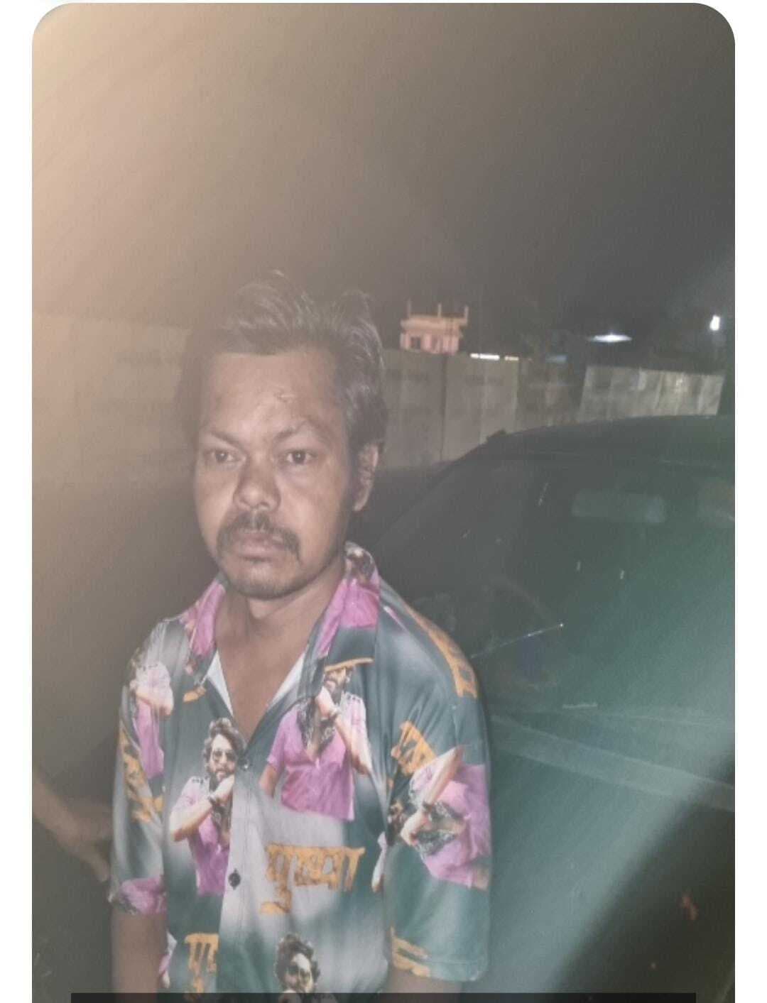 Jamshedpur News : मानगो : कार से 100 लीटर देसी शराब जब्त, एक तस्कर गिरफ्तार