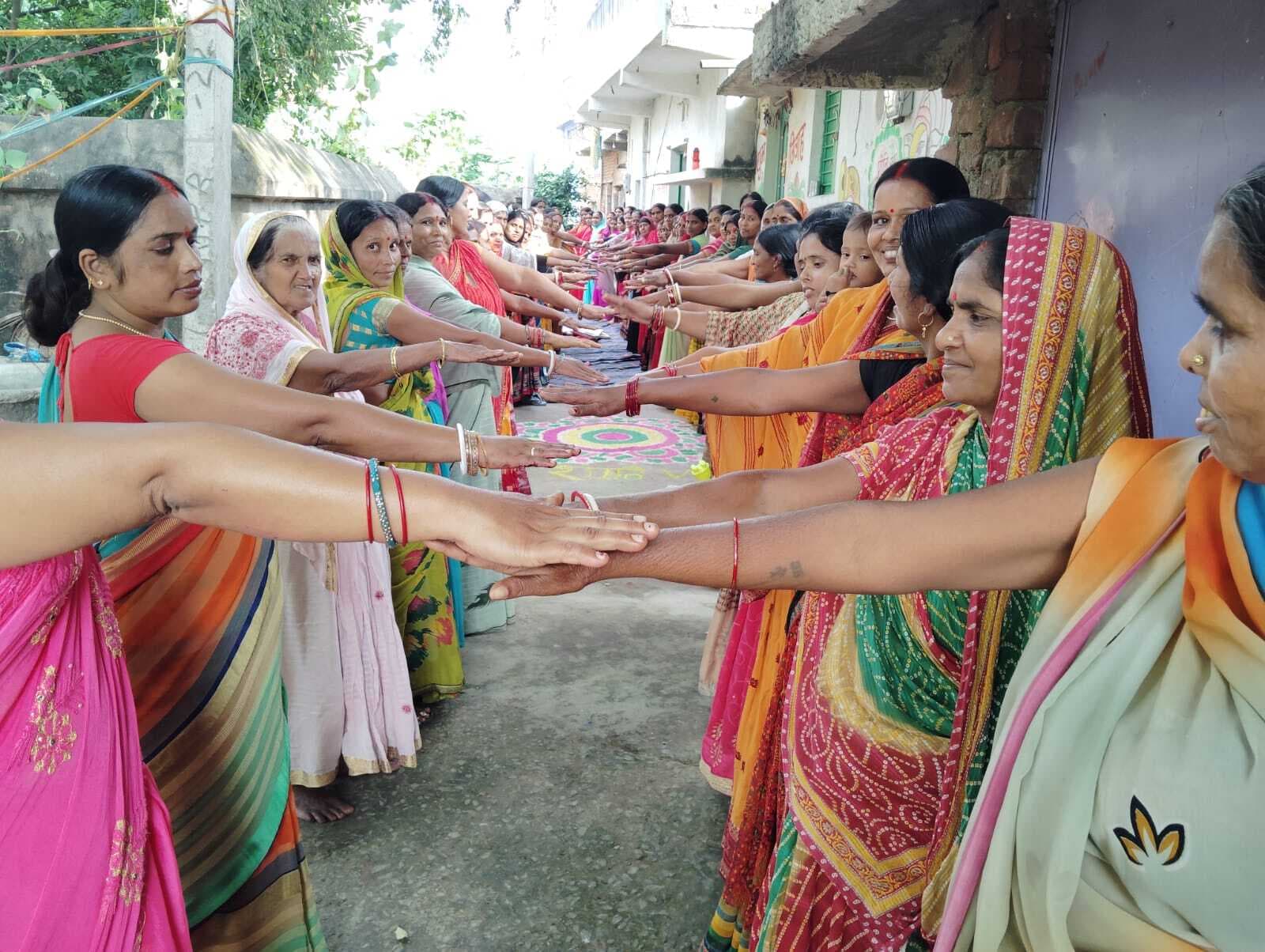 गरीबी पर पड़ेगी चोट, जब हम मिलकर देंगे वोट