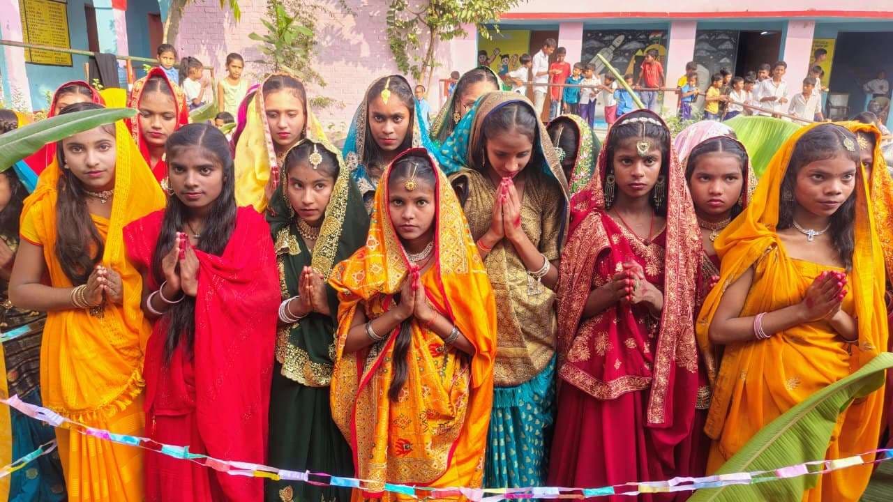 Samastipur News:छात्र छात्राओं ने छठ पूजा का किया मॉक ड्रिल