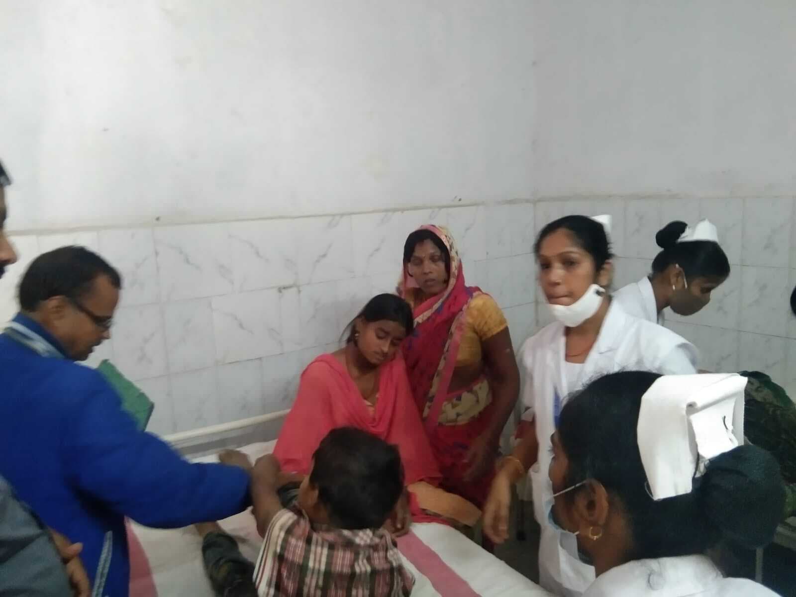 Samastipur News:मिट्टी काटने के दौरान धंसना की चपेट में आने से तीन लोग जख्मी