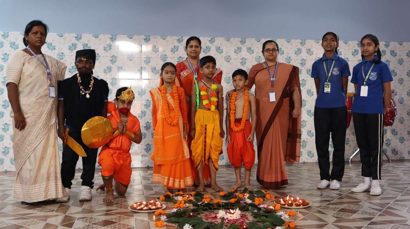 उर्सुलाइन कॉन्वेंट स्कूल में दीप महोत्सव