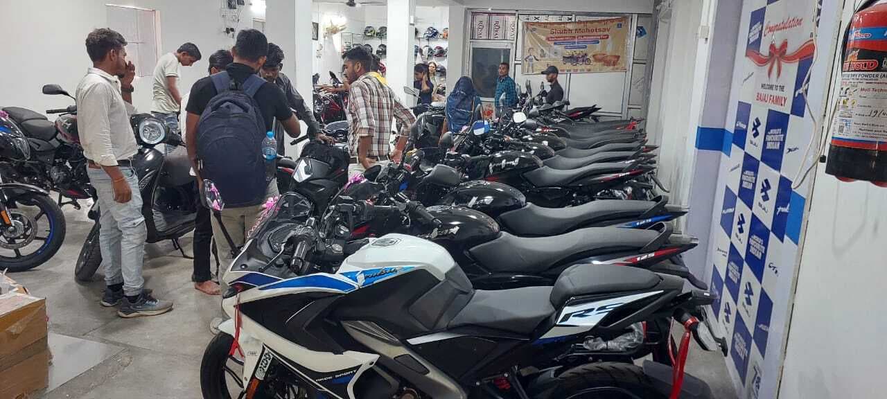 धनतेरस पर लखीसराय में 32 करोड़ का हुआ कारोबार