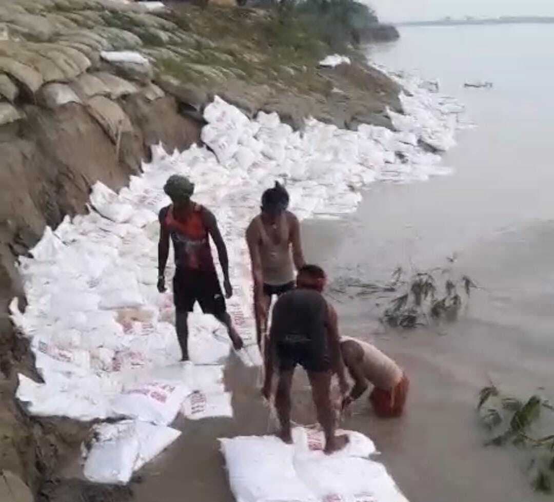 कटाव से बचाव को लेकर कटाव निरोधी कार्य जारी