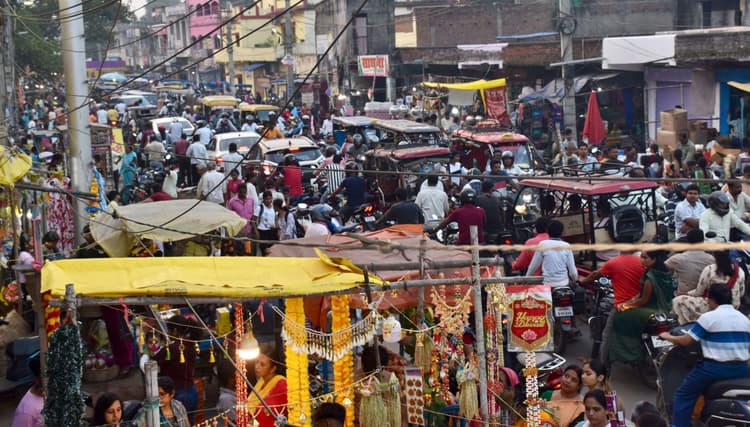 Bokaro news : चास जोधाडीह मोड़ पुराना बाजार मुख्य पथ घंटों रहा जाम