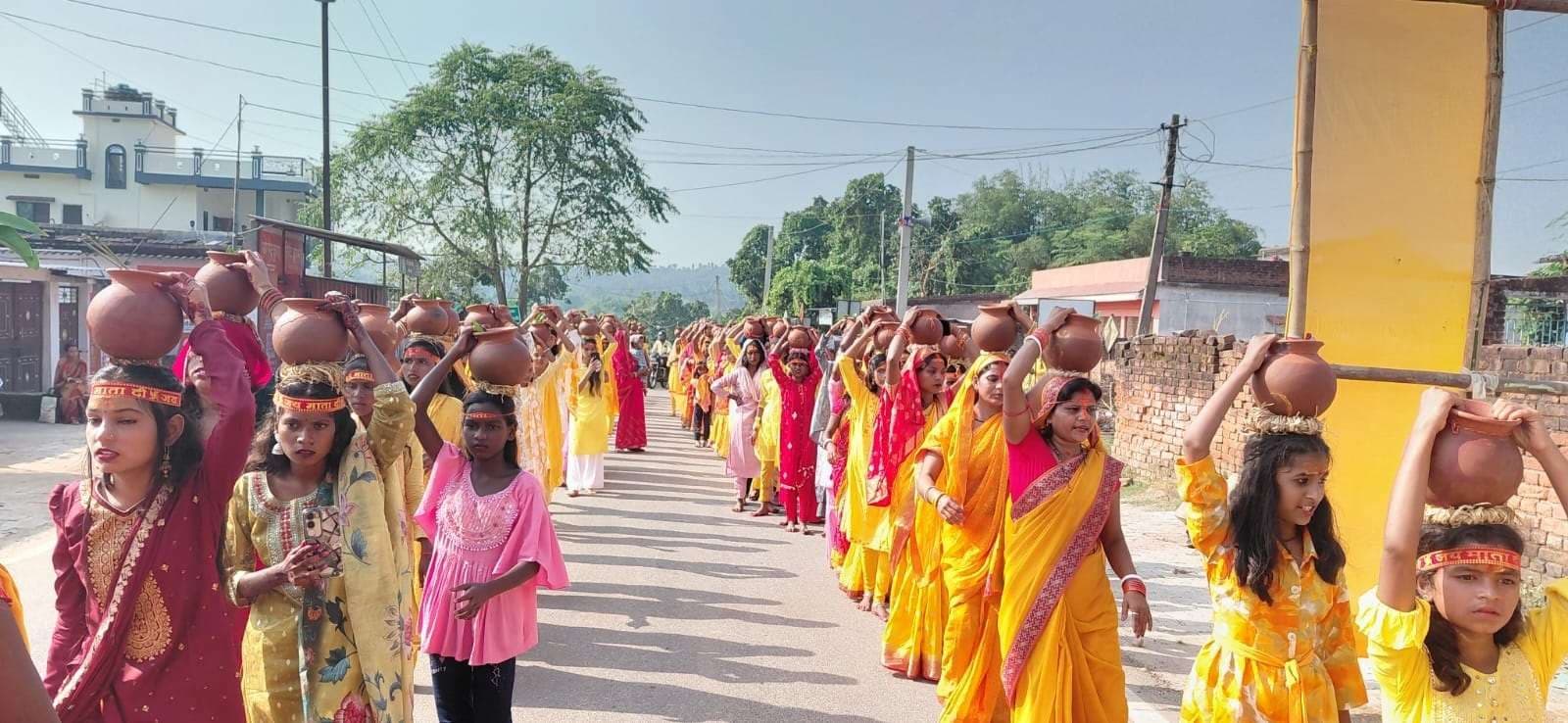 Bokaro News : कंजकिरो में प्राण प्रतिष्ठा को लेकर निकली कलश यात्रा