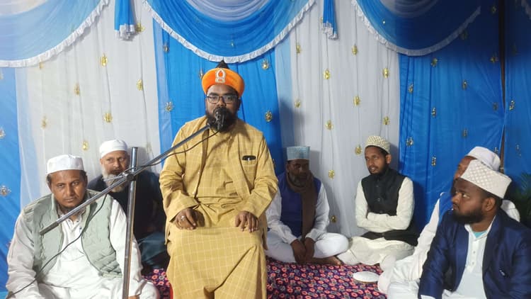 सभी धर्मों में अमन व शांति की बात कही गयी है : मौलाना