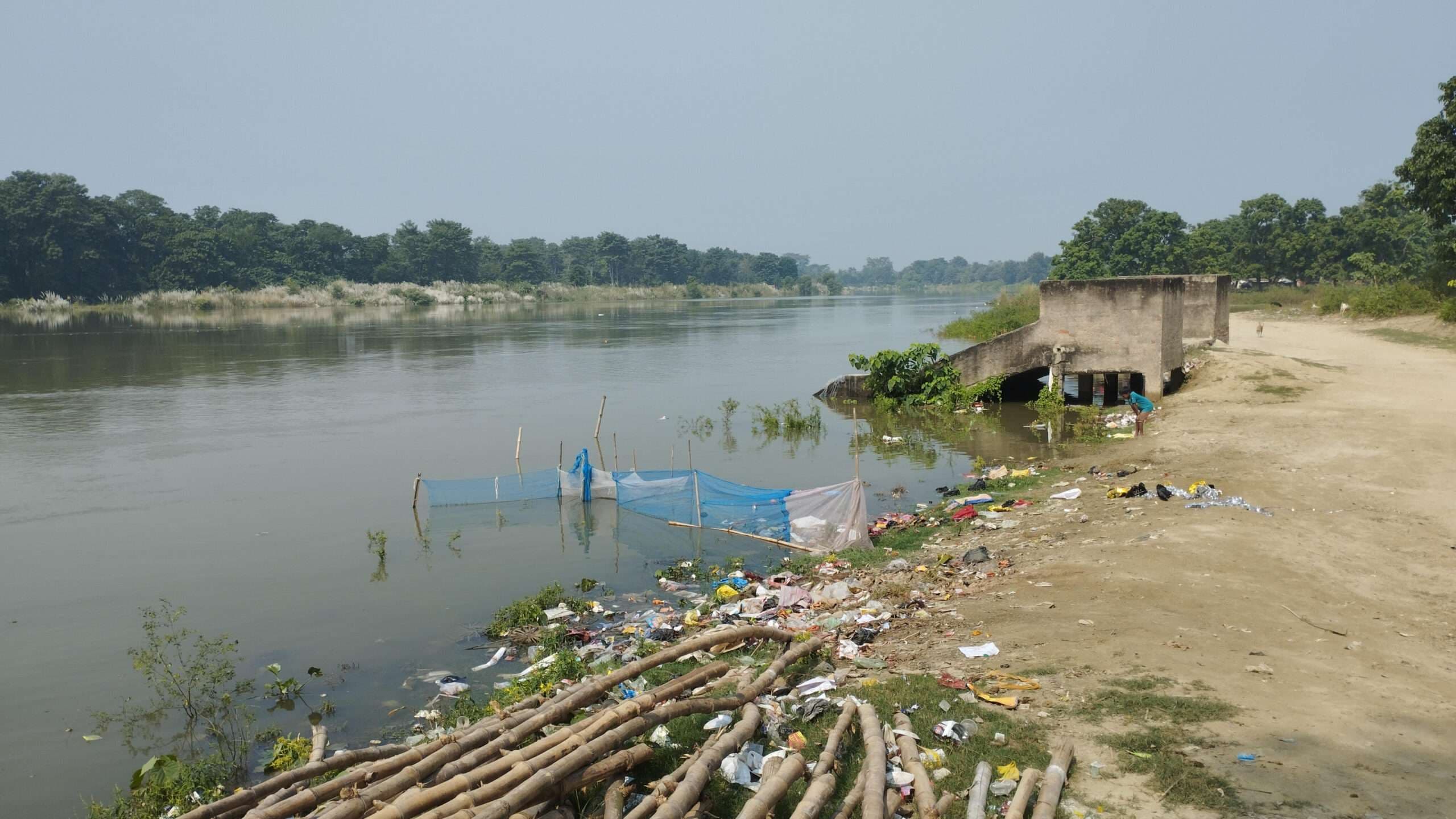 Samastipur News:गंडक में बढ़े जलस्तर से रोसड़ा के छठ घाट डूबे