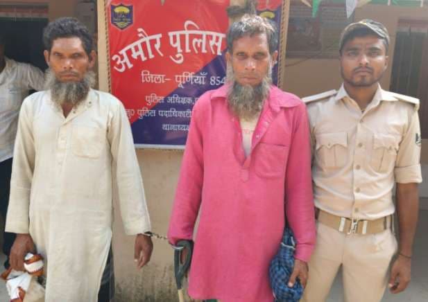 लंबित मामलों के दो वारंटी गिरफ्तार