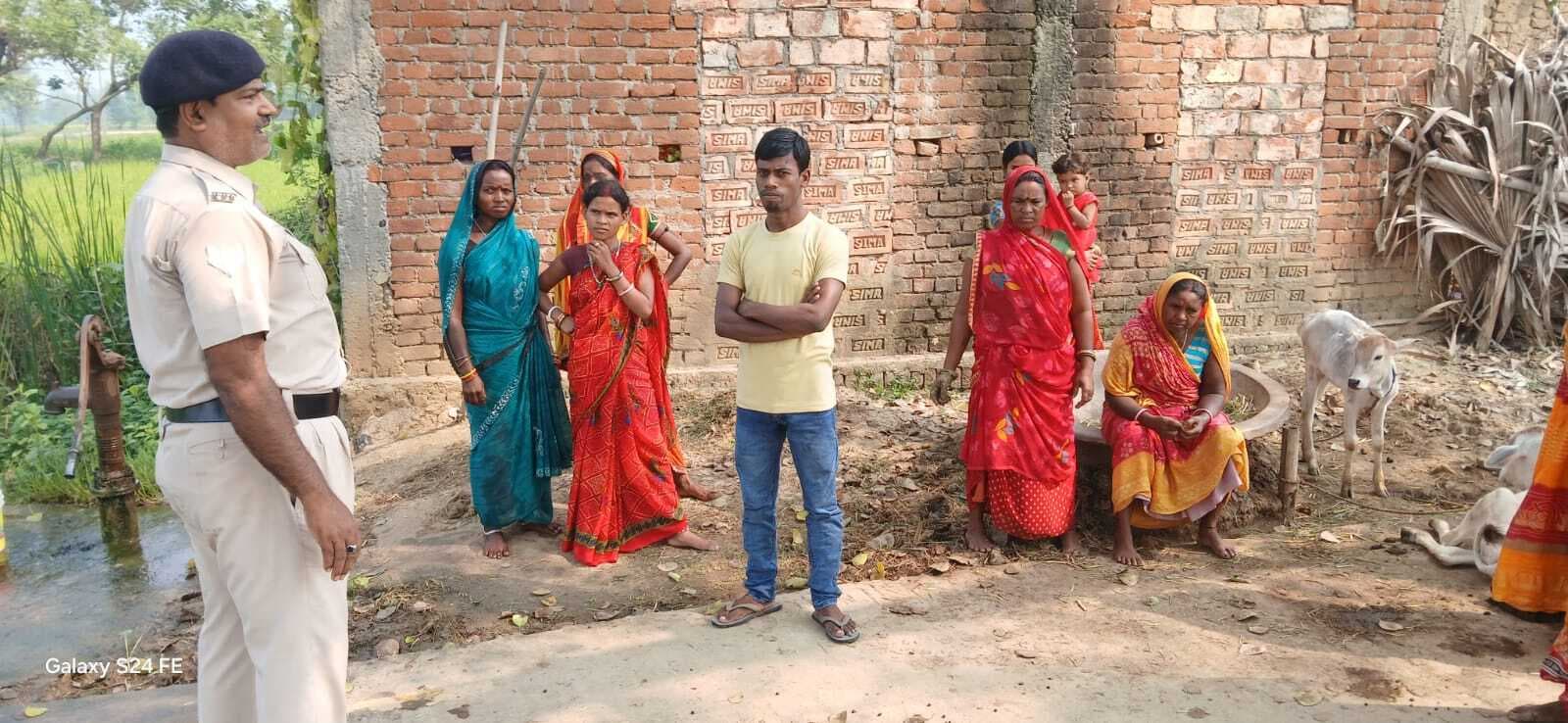 रेलवे संपत्ति की सुरक्षा को लेकर ग्रामीणों को किया जागरूक