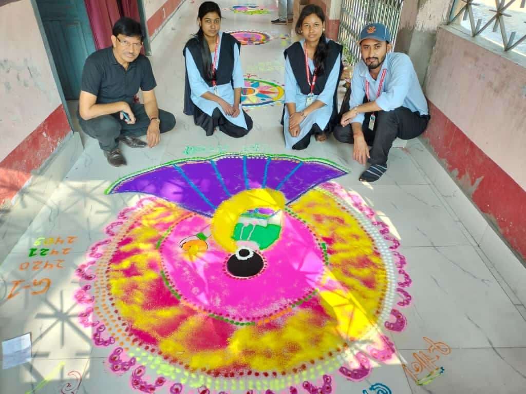 रंगोली,  कैंडल व दीया मेकिंग प्रतियोगिता आयोजित