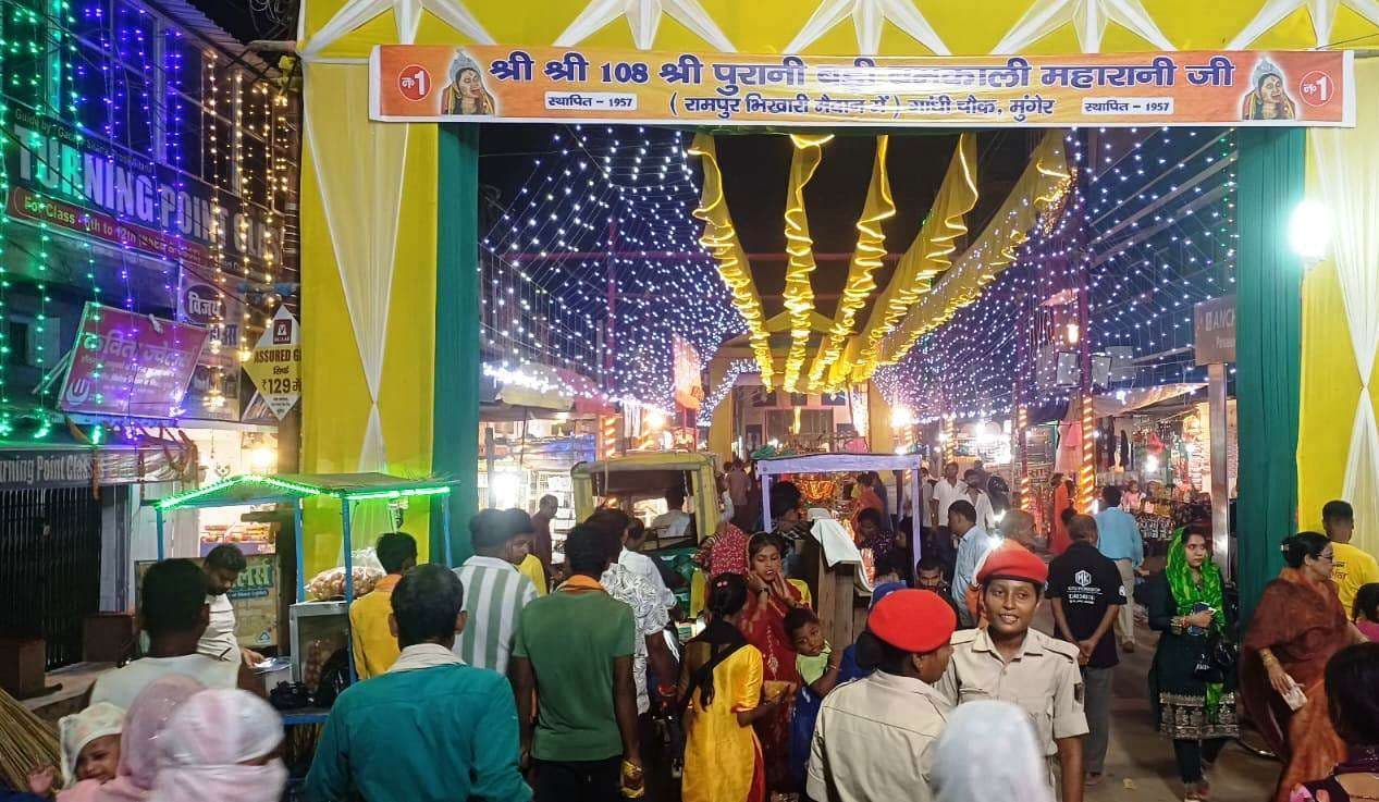 पहली बार डोली पर निकलेंगी मुंगेर की बड़ी काली मां की प्रतिमा विसर्जन शोभा यात्रा