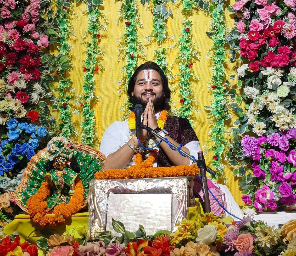 Bhagalpur news जीवन में संतोष होना बहुत जरूरी है : आचार्य शुभम