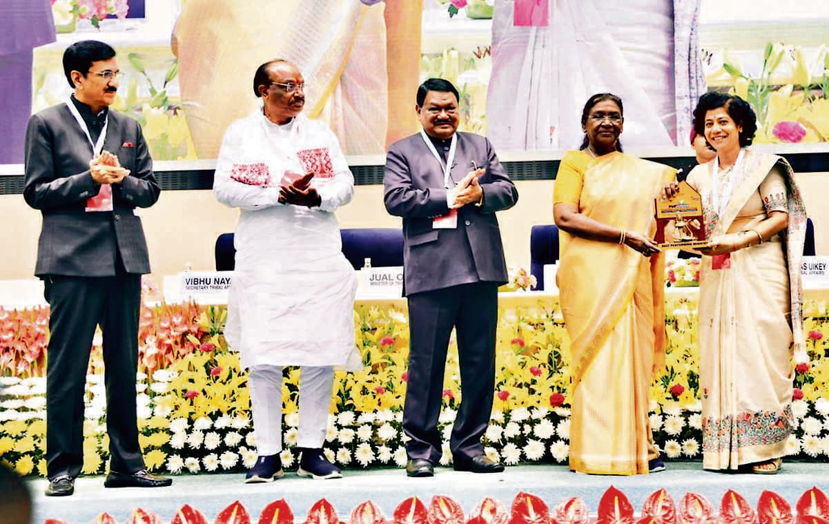 Rourkela News : राउरकेला में जन्मे दो आइएएस अधिकारियों को राष्ट्रपति के हाथों मिला गौरवशाली सम्मान