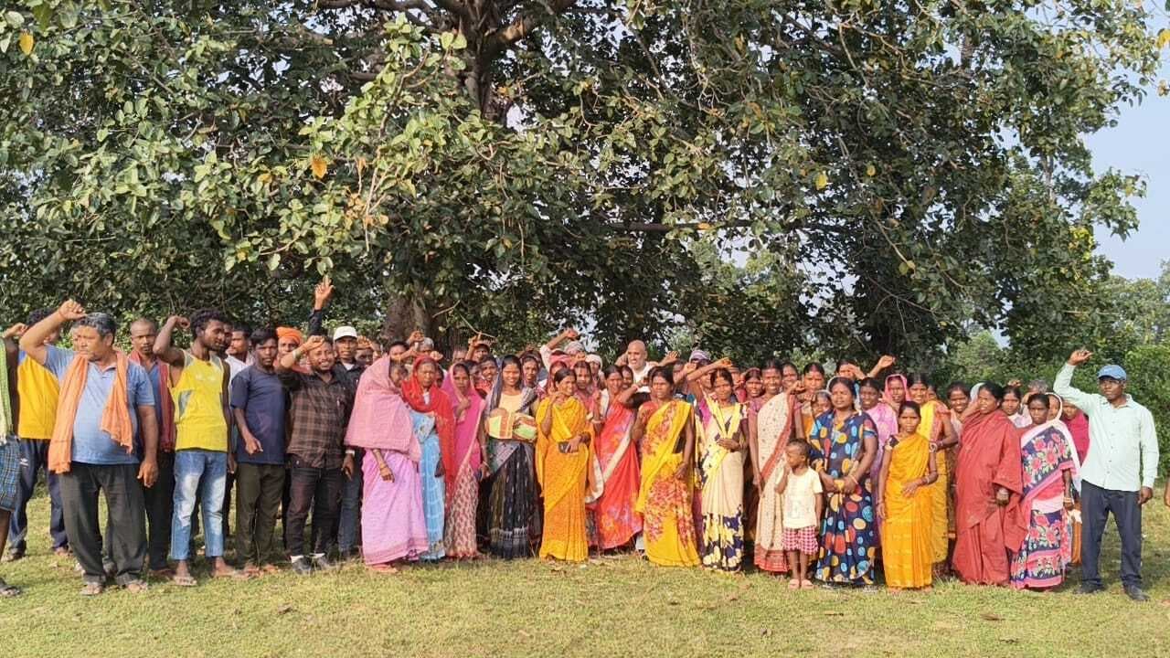 Bokaro News : वन पट्टा की मांग को लेकर अदालत जाने का निर्णय