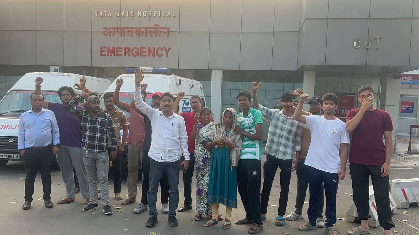 East Singhbhum News : मुआवजे को लेकर गतिरोध कायम परिजनों का शव लेने से इनकार