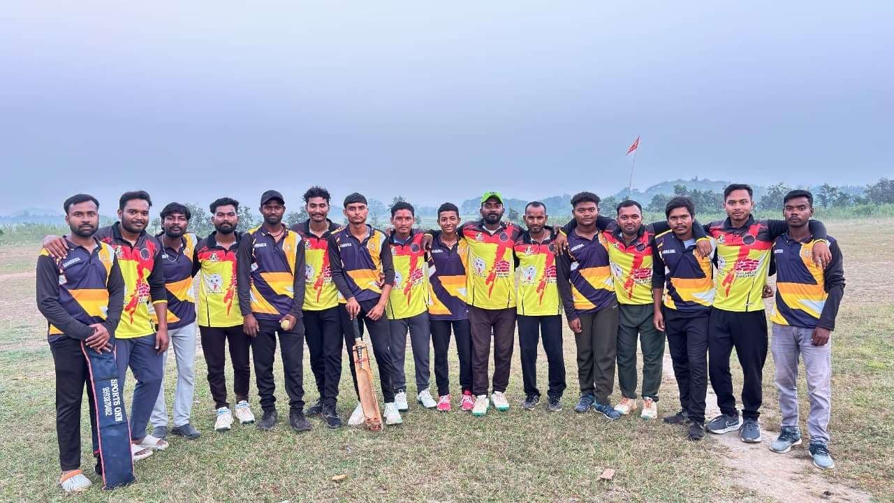 East Singhbhum News : उत्तम इलेवन को हराकर बीएसएनएल चैंपियन