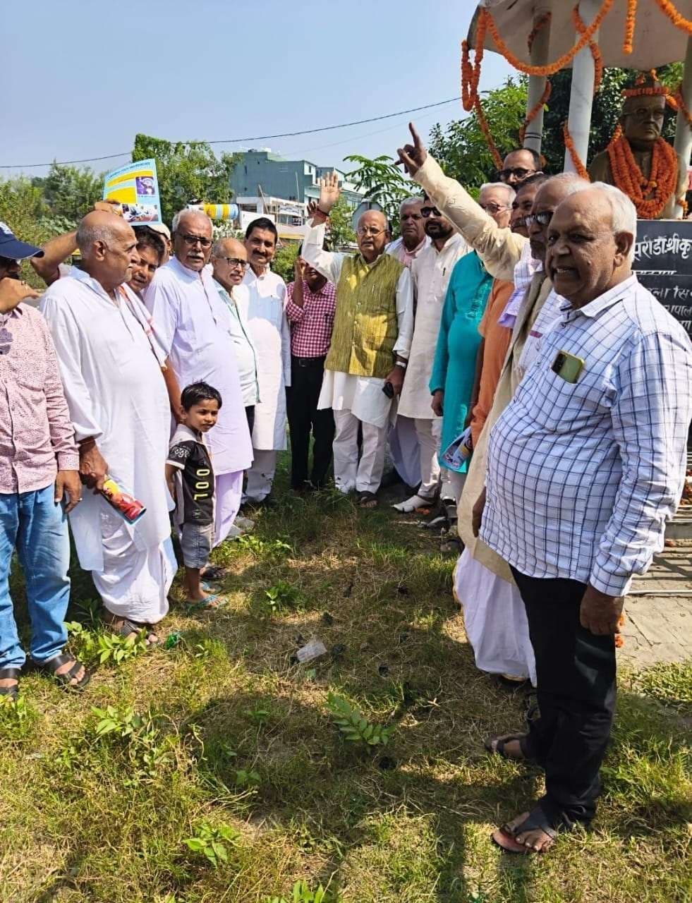 Sitamarhi : जयंती पर याद किये गये श्रीकृष्ण सिंह, भारत रत्न देने की मांग