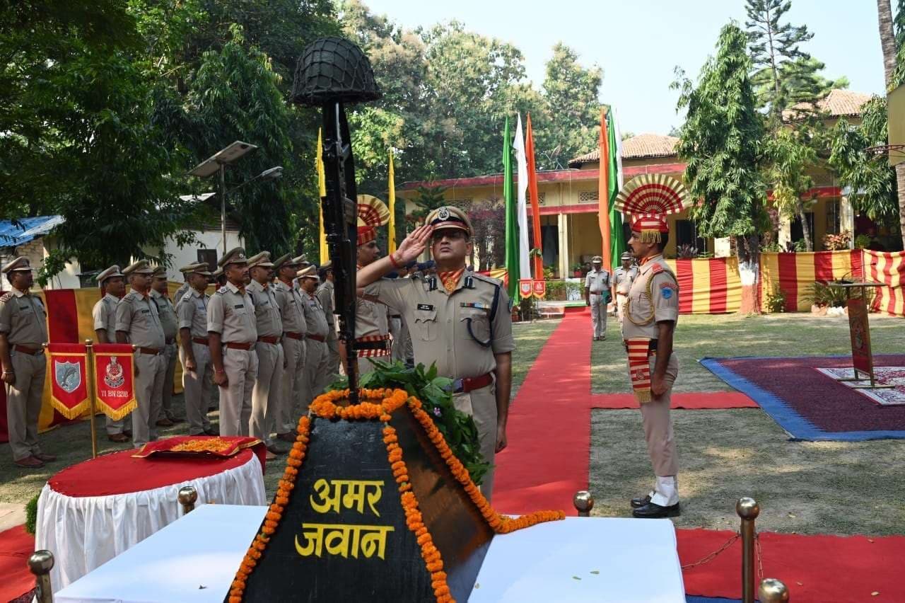 Motihari: 71वीं वाहिनी एसएसबी ने शहीद सुरक्षाकर्मियों को दी श्रद्धांजलि