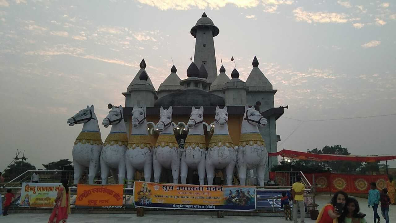 महापर्व छठ को लेकर सूर्य मंदिर में तैयारी शुरू