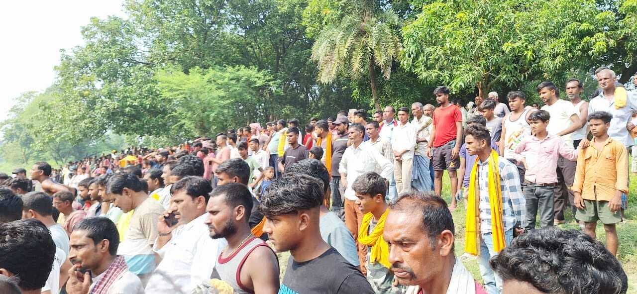 Samastipur News:राजाजान स्थित वाया नदी में डूबने से छात्र की मौत, मचा कोहराम