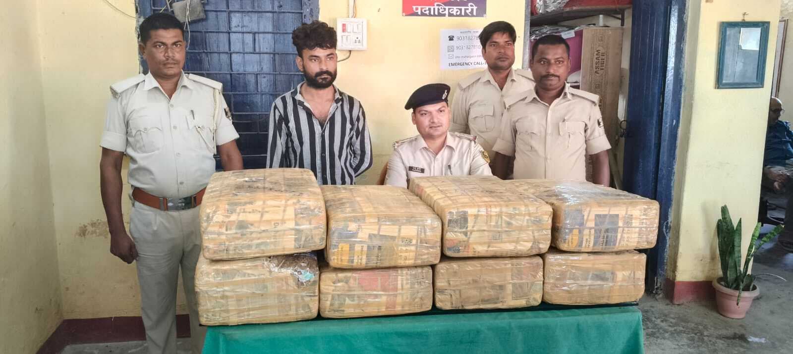 गुवाहाटी से दिल्ली जा रहे ट्रक से 84 किलो गांजा के साथ चालक गिरफ्तार