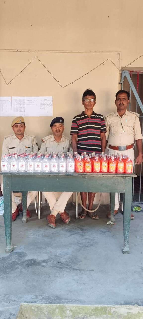 147 बोतल शराब के साथ एक गिरफ्तार