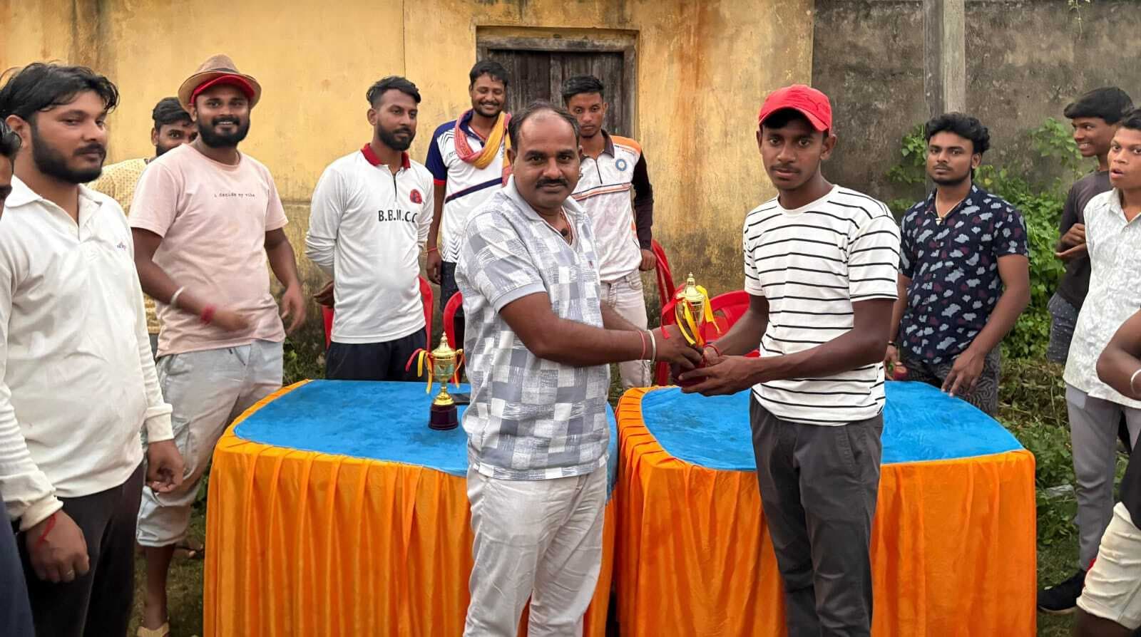 दौलतपुर ने बाजे टीम को 30 रन से हराकर जीता खिताब