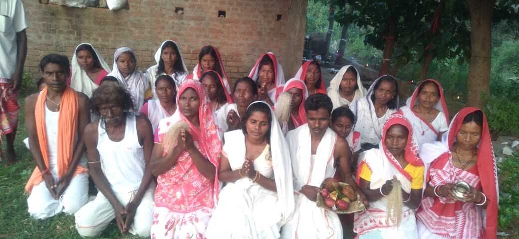 दूधकेवरा गांव में मना दिशोम जाहेरगाड़ का स्थापना दिवस