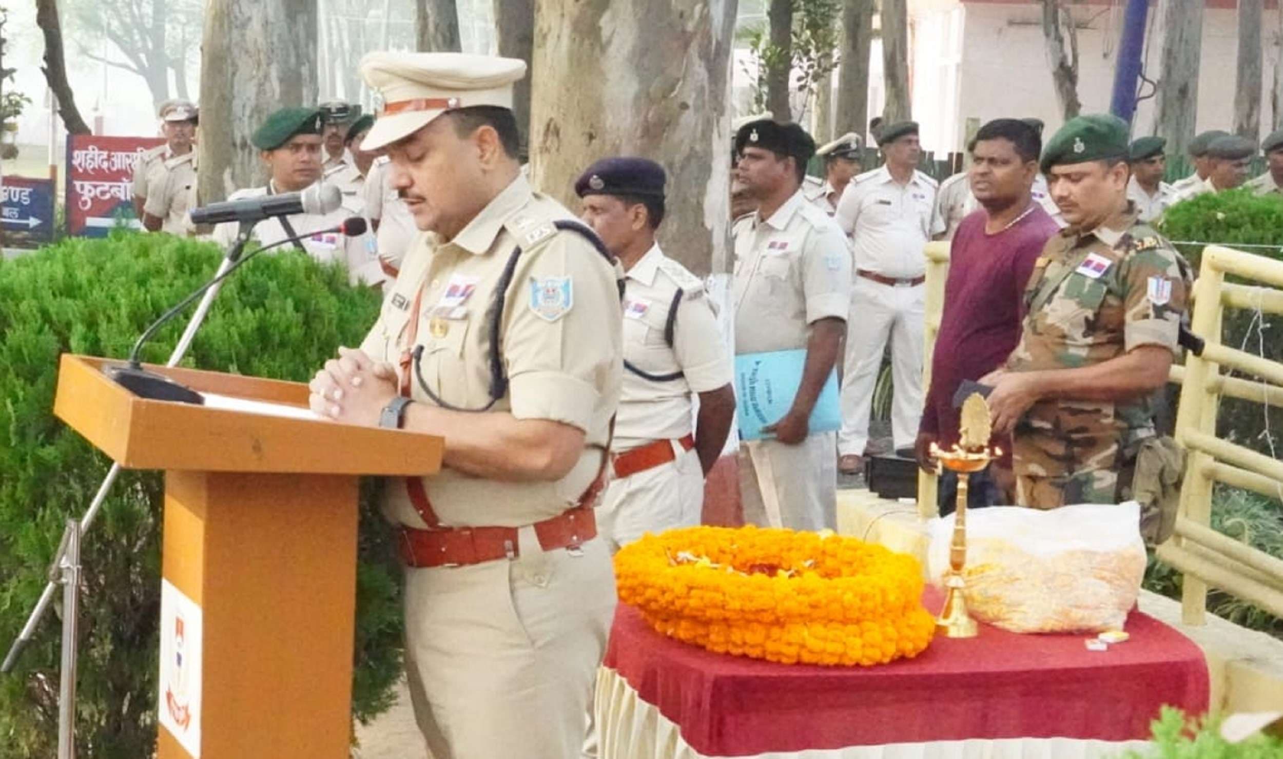 Bokaro News : वीर जवानों के परिवार के हैं ऋणी : समादेष्टा