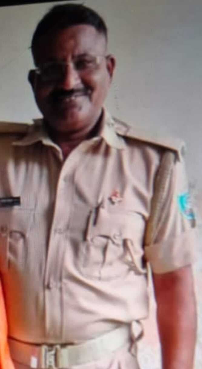 Seraikela Kharsawan News : परंपरा और आस्था का संगम बनी पदमपुर की काली पूजा