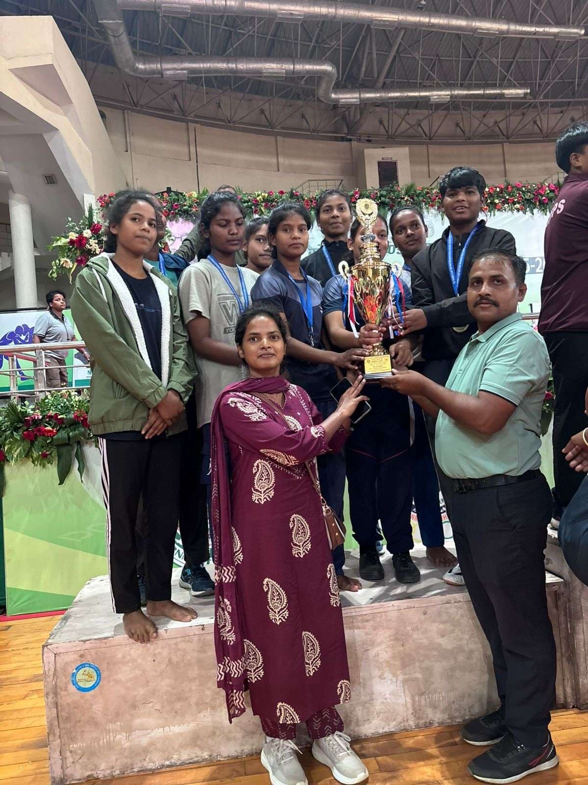 Chaibasa News : रस्सेल प्लस टू उवि की बालिकाओं ने दिखाया दम