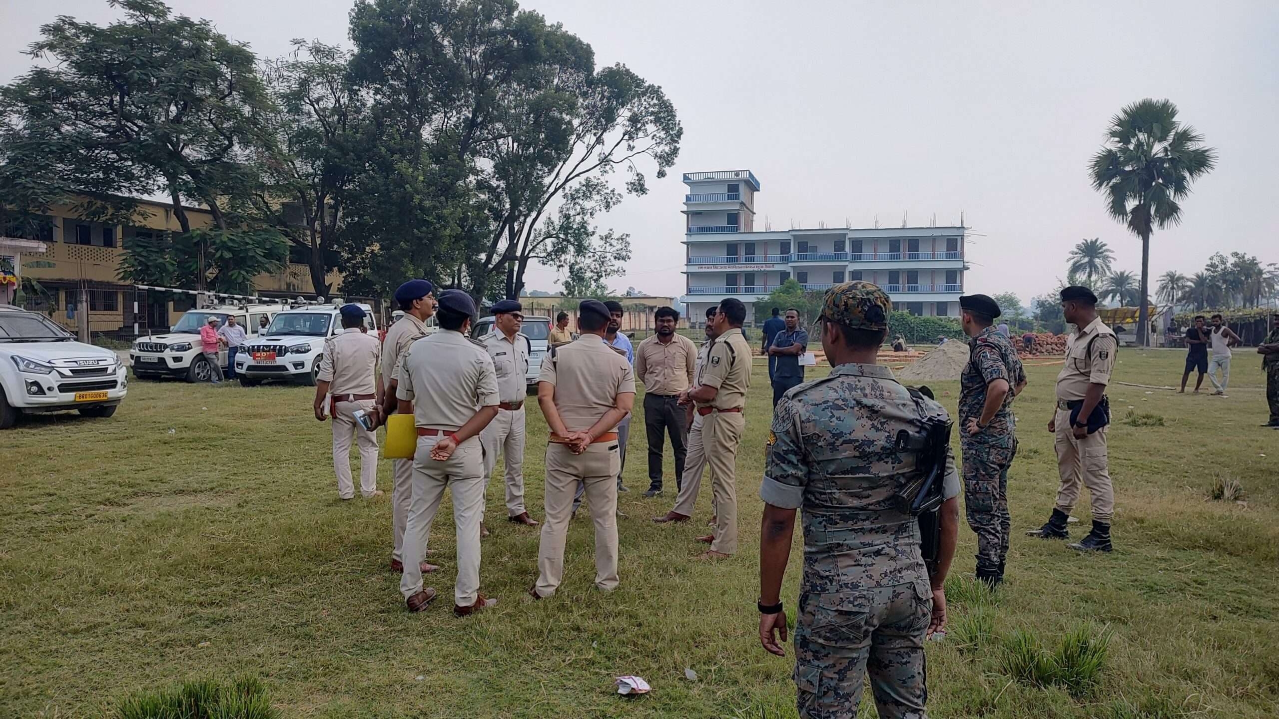 hajipur news. मुख्यमंत्री की सभा को लेकर एसपी ने किया स्थल निरीक्षण