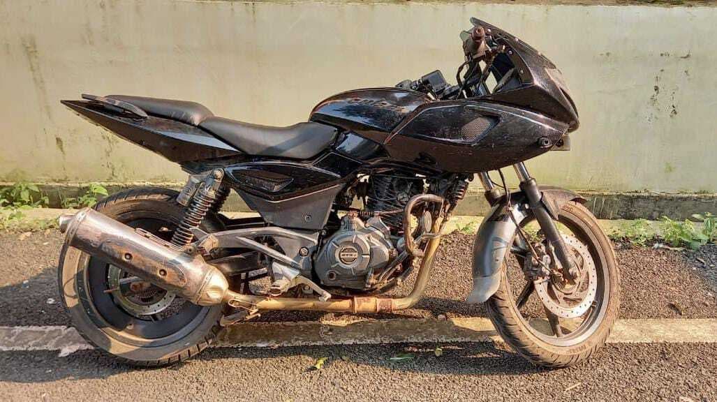 चोरी की बाइक के साथ एक गिरफ्तार