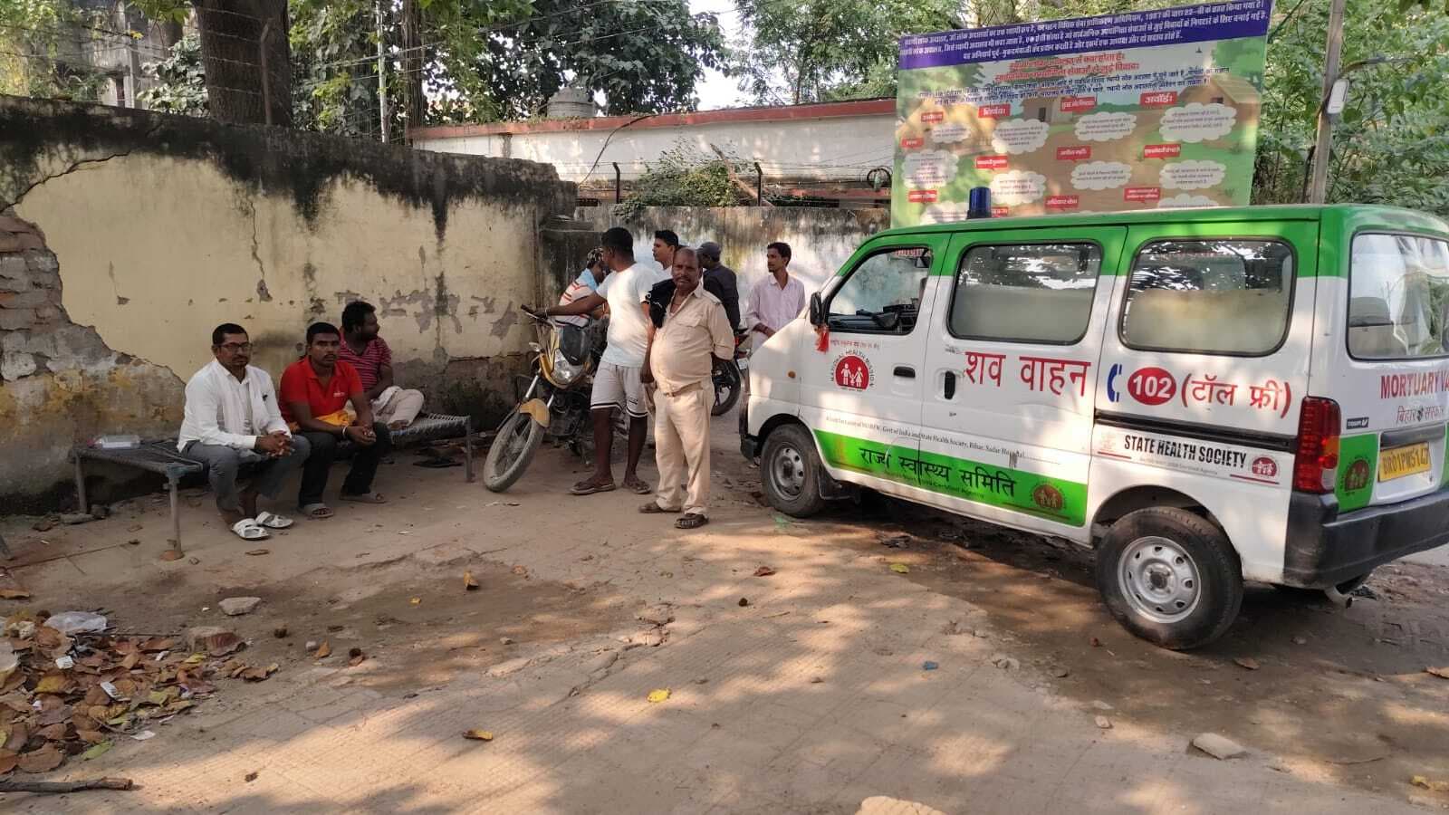 hajipur news. नहाने के दौरान गंगा नदी में डूबने से बुजुर्ग की मौत