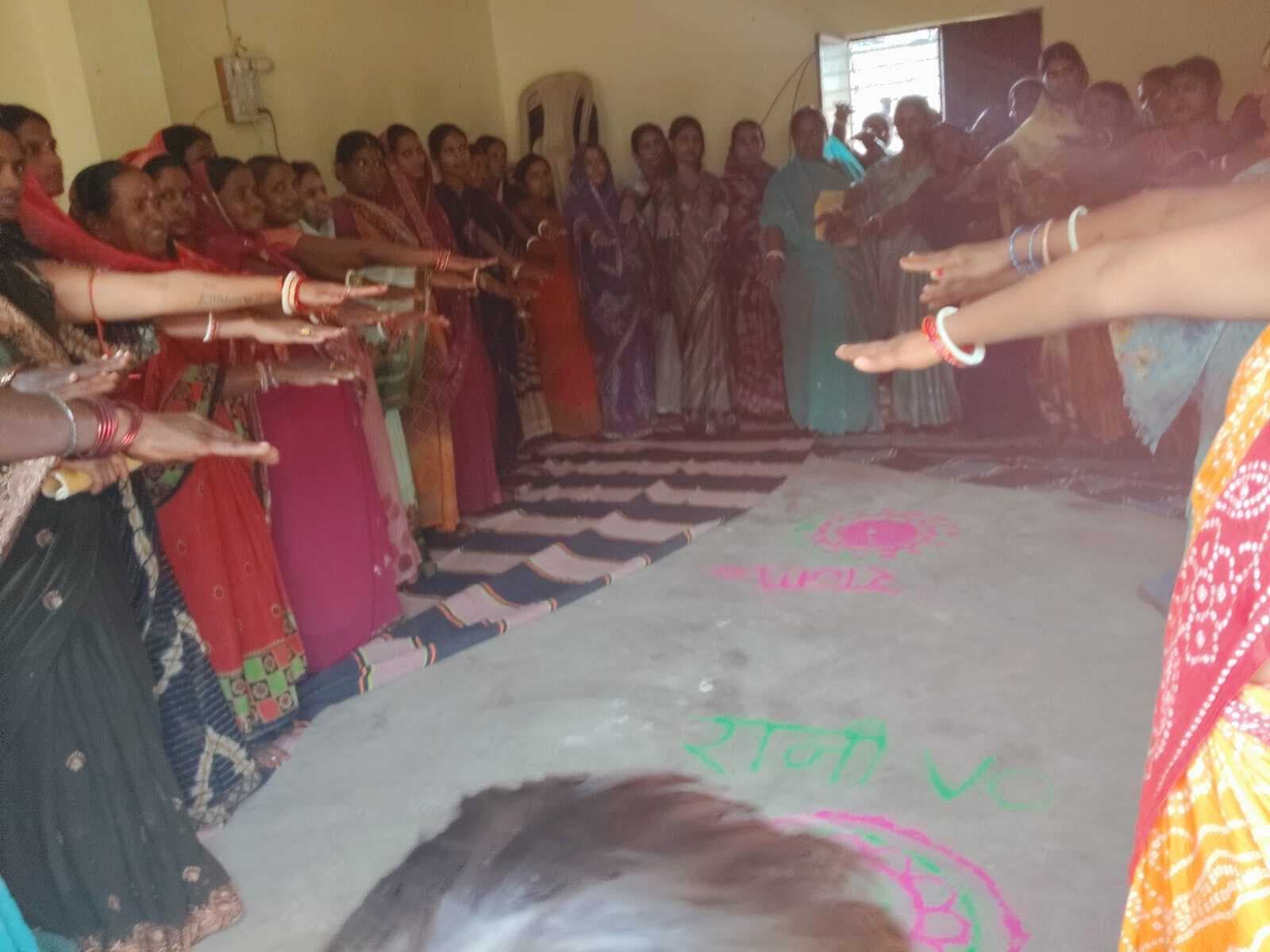 जीविका दीदियों ने शत-प्रतिशत मतदान करने का दिलाया संकल्प