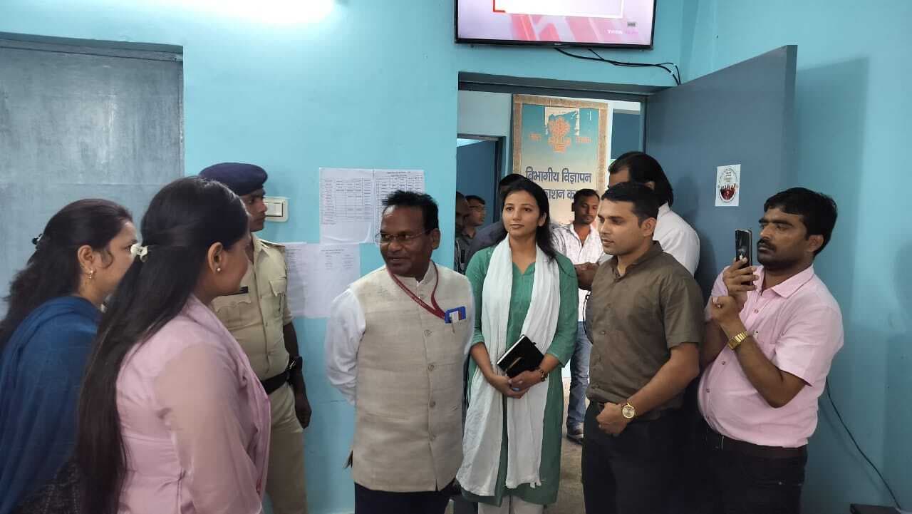 सोशल मीडिया, प्रिंट व इलेक्ट्रॉनिक मीडिया पर रहे सख्त निगरानी