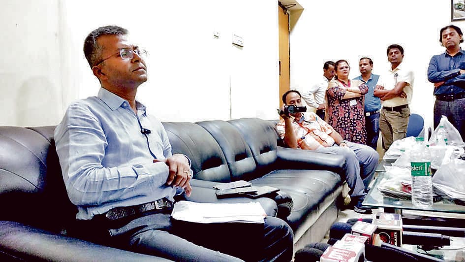 दपूरे मुख्यालय में बना ‘वार रूम’, चारों मंडलों के बड़े स्टेशनों की हो रही निगरानी