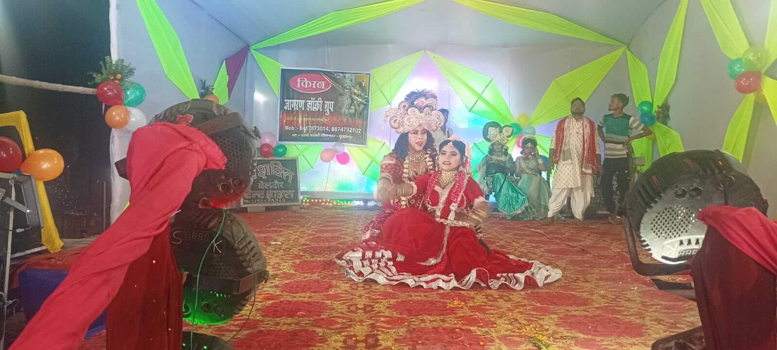 दो दिवसीय काली पूजा की पहली रात सांस्कृतिक कार्यक्रम में गदगद होते रहे दर्शक