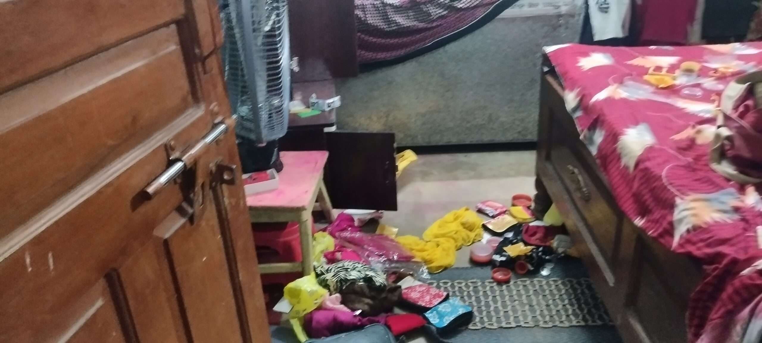 Madhubani News : बंद घर का ताला तोड़कर जेवरात व 25 हजार नकद चोरी