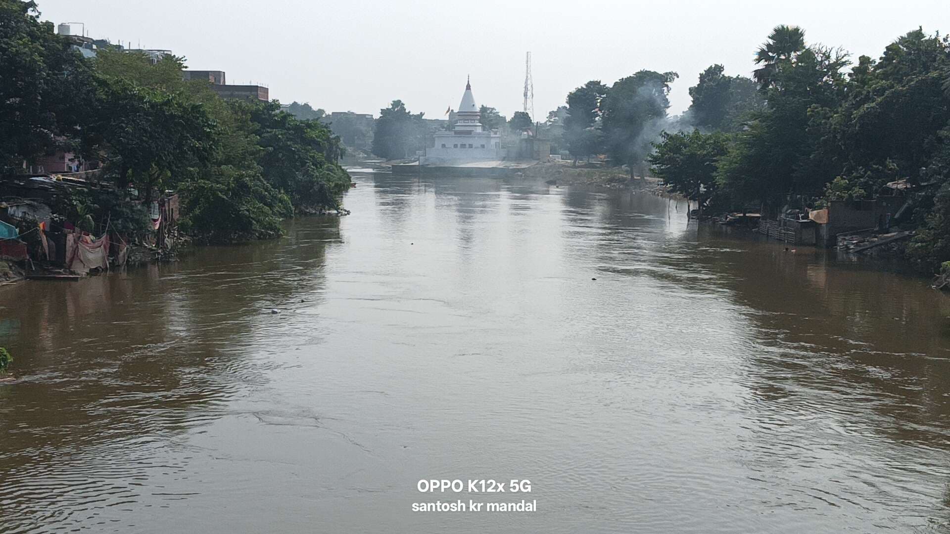 Darbhanga News: पानी से लबालब भरी बागमती नदी के घाटों पर छठ मुमकिन नहीं