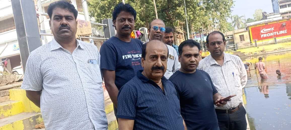 समय पर छठ घाटों की सफाई होगी पूरी: अमरेंद्र