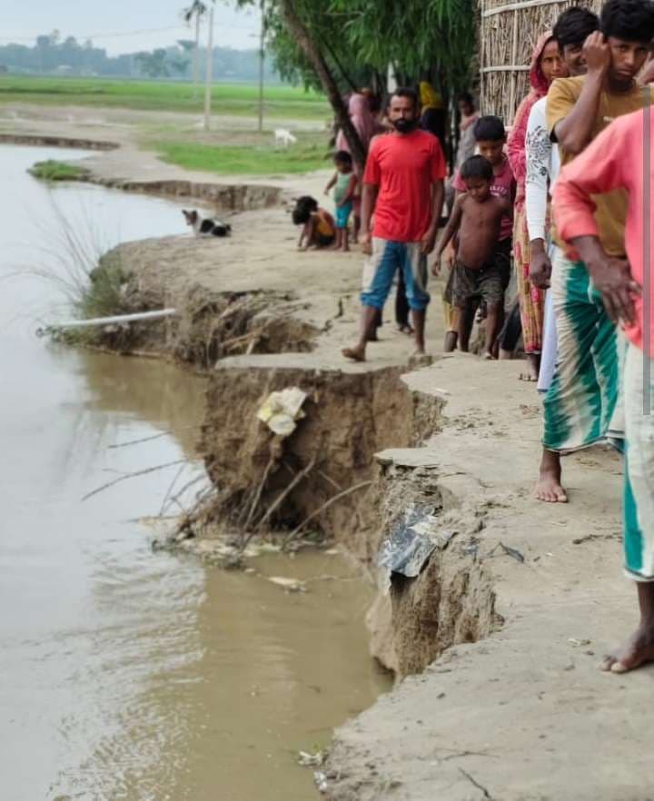 बाढ़-कटाव का नहीं निकला निदान, शिल्ट-गाद के नीचे दफन हुए किसानों के अरमान