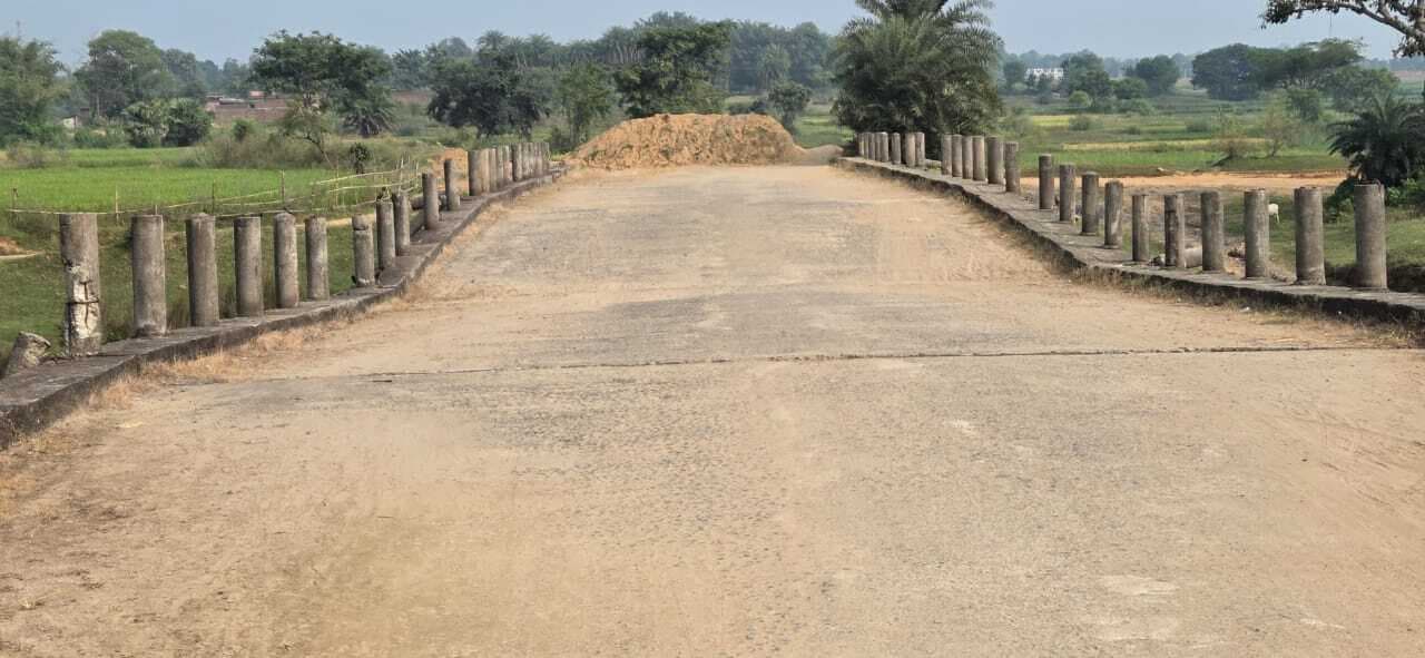 चार माह बाद नहीं हुई बनगढ़ी–रागदापड़ा पुल की मरम्मत